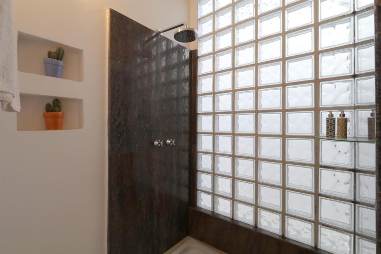 Riad Dar Safi - Privatise Pour 6/8 Pers. - Jacuzzi มาร์ราเกช ภายนอก รูปภาพ