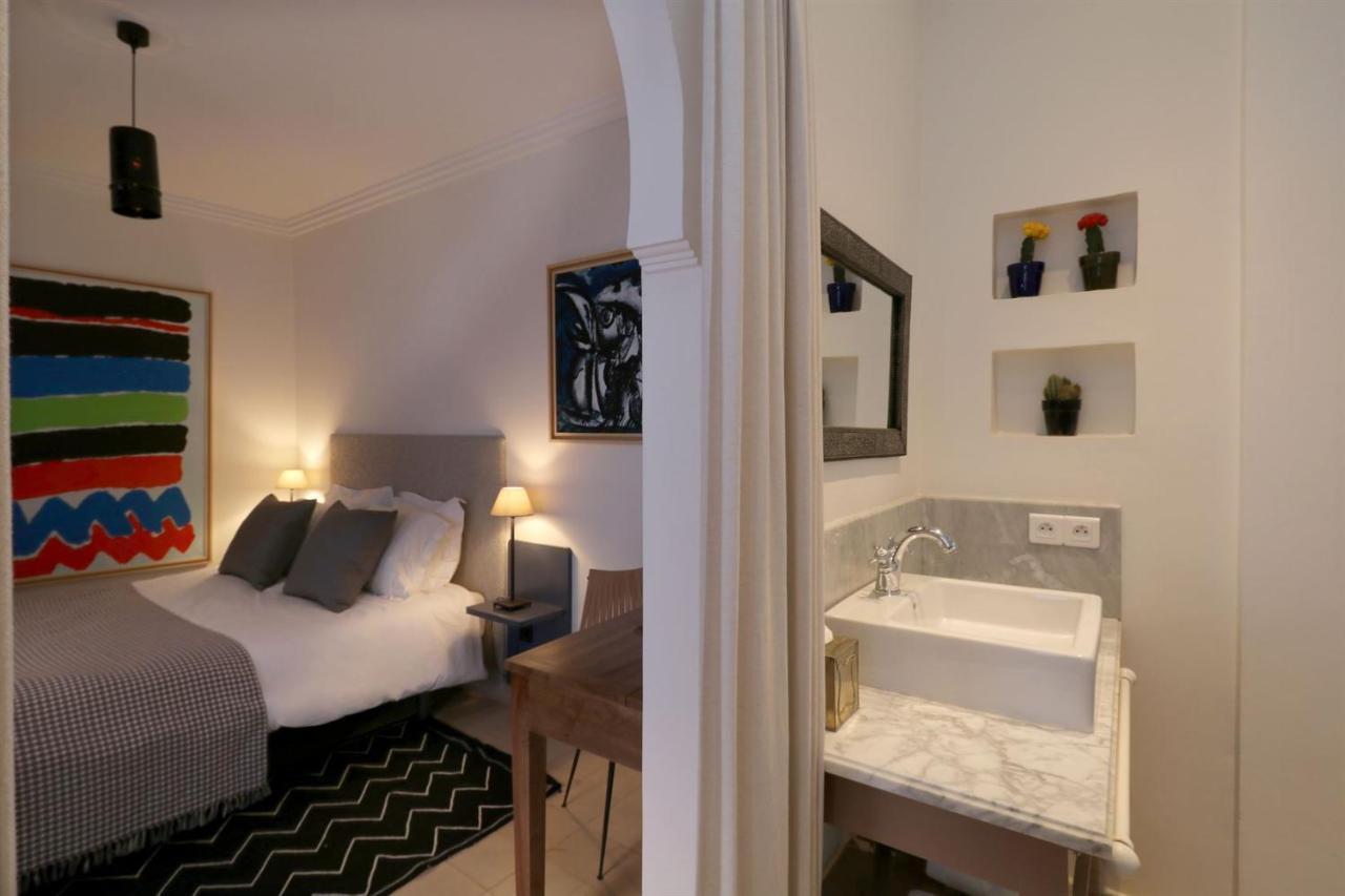 Riad Dar Safi - Privatise Pour 6/8 Pers. - Jacuzzi มาร์ราเกช ภายนอก รูปภาพ