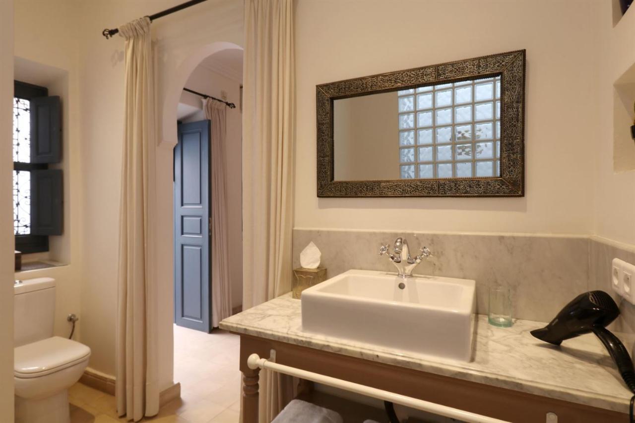 Riad Dar Safi - Privatise Pour 6/8 Pers. - Jacuzzi มาร์ราเกช ภายนอก รูปภาพ